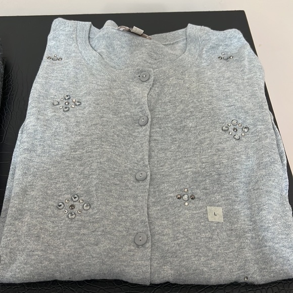 Women’s embellished cardigans - Picture 5 of 7